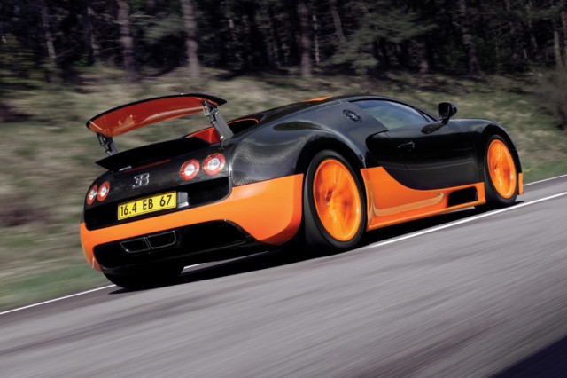 Bugatti Veyron Super Sports (2 milyon 400 bin dolar)