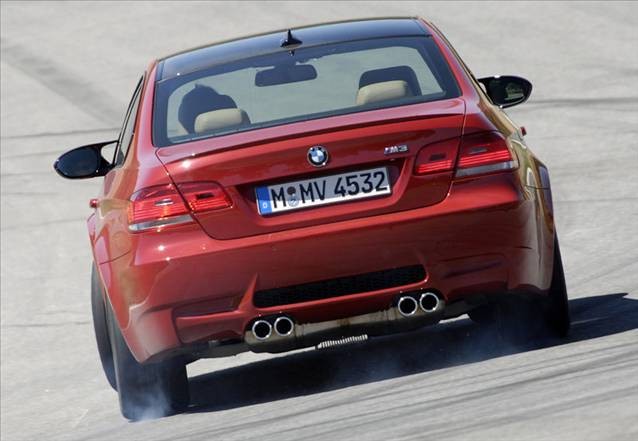 Türkiye' de daha çok M3' ler coupe olarak gözükse de bu otomobilin sedan versiyonuda büyük ilgi görmüştür.